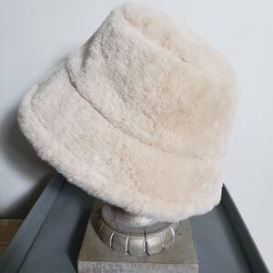Elegant Cream Faux Fur Bucket Hat